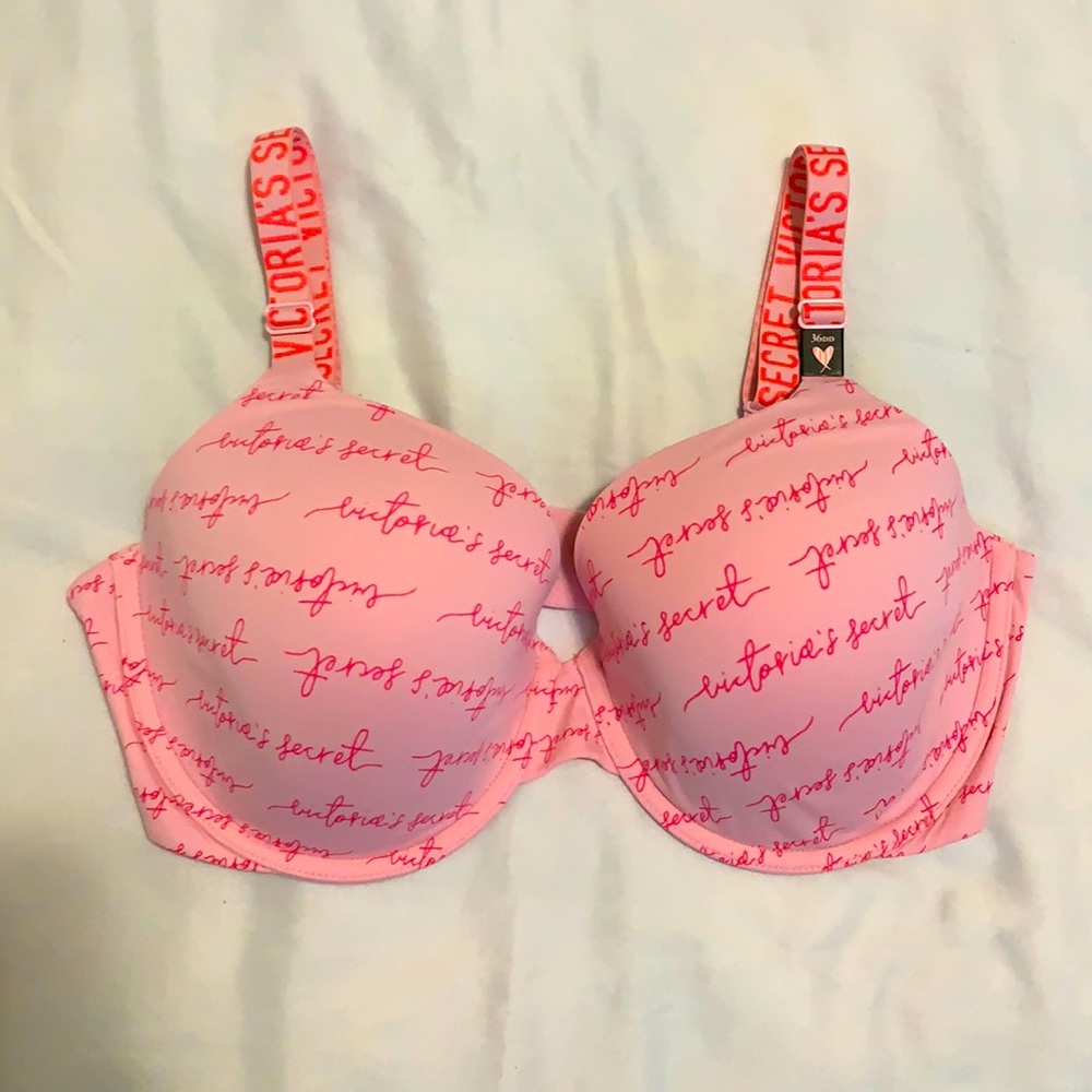 Victoria’s Secret T-shirt bra